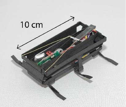 ゴキブリ型ロボット「ダッシュ」